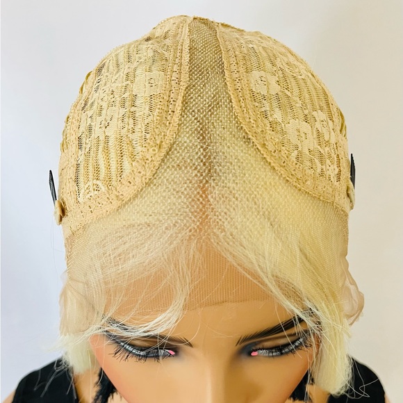 28” Long Blonde Premium Fiber Lace Front Wig / Very Pretty - Picture 4 of 11